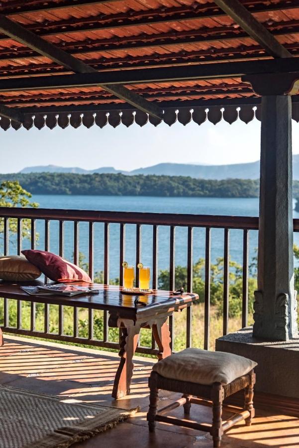 Saffronstays Anantham, Kamshet - Pet-Friendly Lakefront Villa With A Huge Verandah Nethersole Dam المظهر الخارجي الصورة